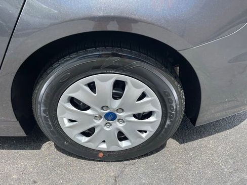 Used 2019 Ford Fusion S image 28