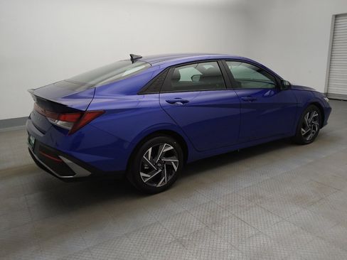 Used 2025 Hyundai Elantra Sport image 10