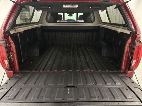 Used 2023 GMC Sierra 1500 AT4X image 25