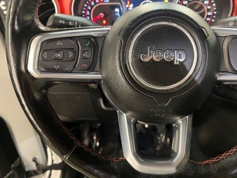 Used 2021 Jeep Wrangler Unlimited Rubicon AWD/4WD image 14