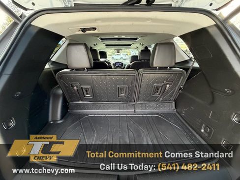 Certified 2021 Chevrolet Traverse RS w/ LPO, Floor Liner Package image 13