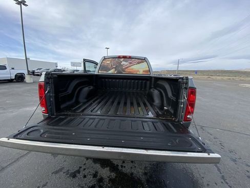 Used 2005 Dodge Ram 2500 Truck SLT image 11
