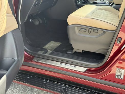 Used 2024 Nissan Armada Platinum w/ Captain's Chairs Package AWD/4WD image 24