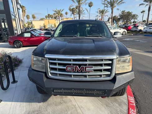 Used 2011 GMC Sierra 1500 SLT w/ SLT Convenience Package AWD/4WD image 33