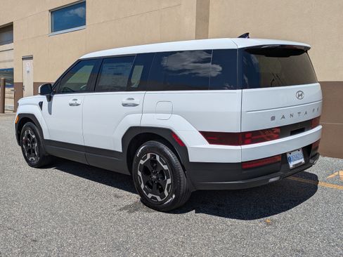 New 2026 Hyundai Santa Fe SE image 7