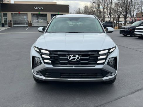 New 2026 Hyundai Tucson Blue SE AWD/4WD image 3
