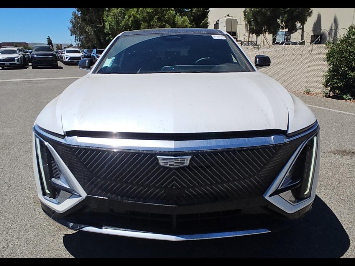 Used 2024 Cadillac Lyriq Tech RWD image 15