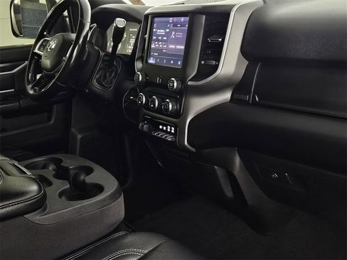 Used 2022 RAM 2500 Big Horn w/ Night Edition image 32