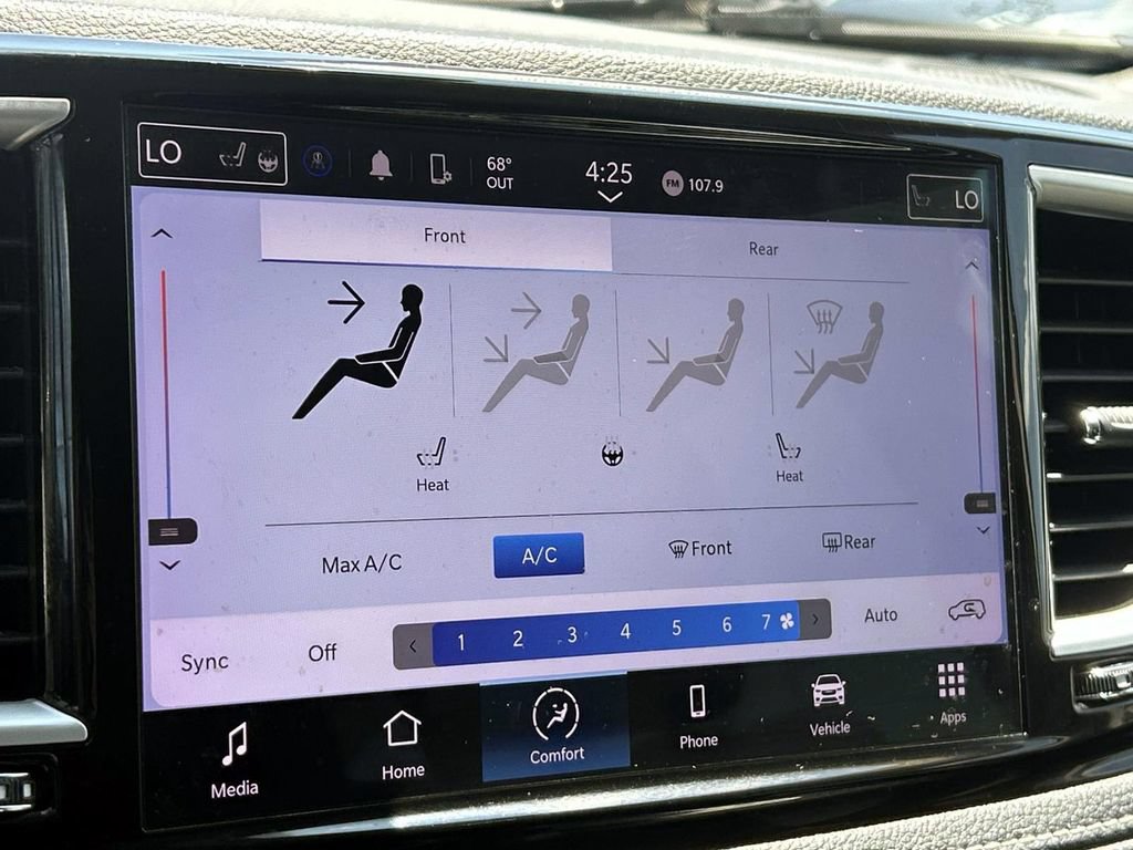 Used 2022 Chrysler Pacifica Touring-L FWD image 33