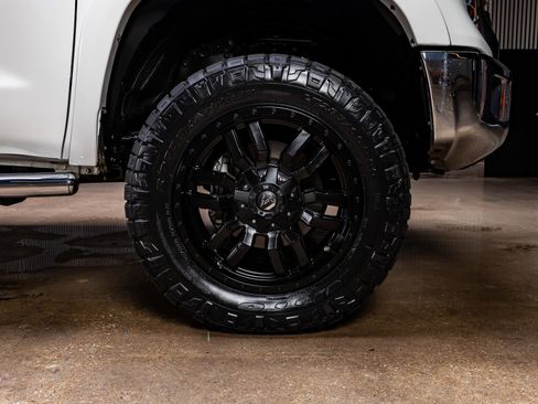 Used 2020 Toyota Tundra Limited w/ Limited Premium Package image 12