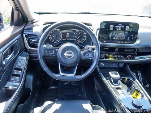 Used 2023 Nissan Rogue SL w/ SL Premium Package image 13