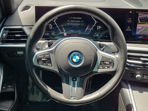 Used 2023 BMW 330e RWD image 18