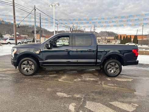 Used 2023 Ford F150 Lightning Lariat image 2
