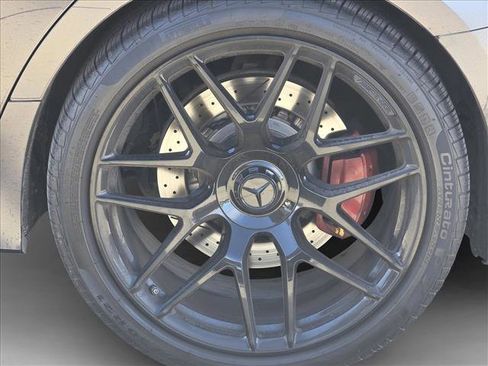 Used 2021 Mercedes-Benz AMG GT 63 image 7