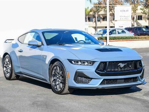 Used 2024 Ford Mustang GT Premium w/ GT Performance Package image 3