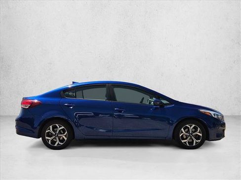 Used 2018 Kia Forte LX w/ LX Popular Package FWD image 4