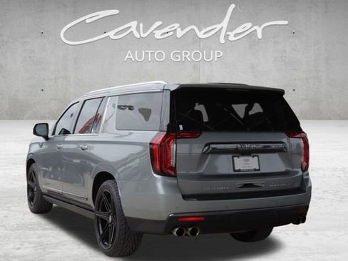 Used 2023 GMC Yukon XL Denali Ultimate image 5