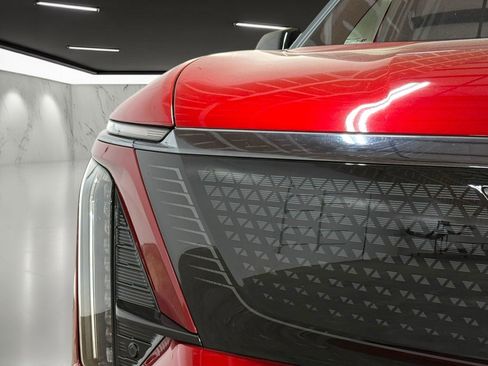 New 2026 Cadillac Vistiq Sport AWD/4WD image 10