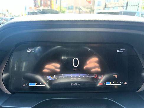 Used 2021 Jeep Grand Cherokee L Overland w/ Luxury Tech Group IV AWD/4WD image 14