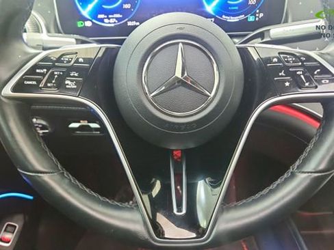 Used 2022 Mercedes-Benz EQS 450+ Sedan image 43