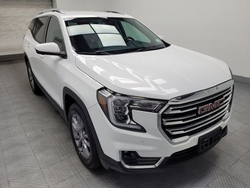 Used 2023 GMC Terrain SLT w/ Tech Package AWD/4WD image 13