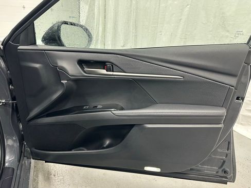 Used 2025 Toyota Camry XSE image 59