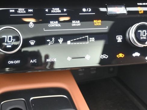 New 2026 INFINITI QX60 Autograph w/ Autograph Tech Package AWD/4WD image 12