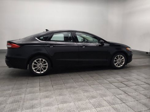 Used 2020 Ford Fusion SE FWD image 10