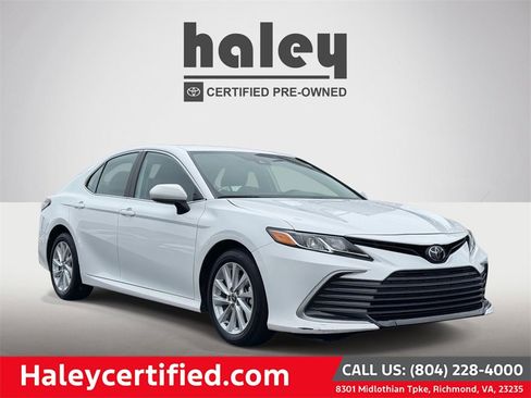Used 2024 Toyota Camry LE image 1