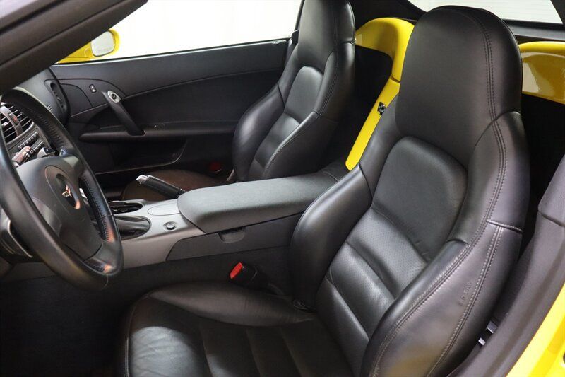 Used 2007 Chevrolet Corvette Convertible RWD image 13
