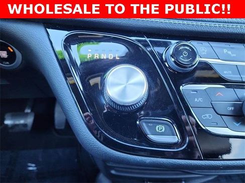 Used 2021 Chrysler Pacifica Touring-L w/ S Appearance Package image 26