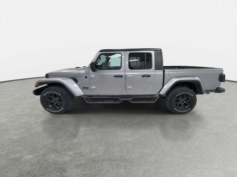 Used 2021 Jeep Gladiator Sport AWD/4WD image 6
