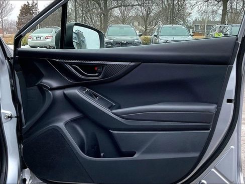 Used 2023 Subaru Crosstrek 2.0i image 27