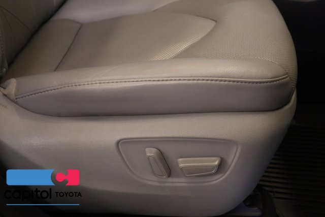 Used 2021 Toyota Highlander Platinum AWD/4WD image 29
