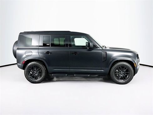 Certified 2024 Land Rover Defender 110 S image 4