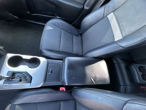 Used 2013 Toyota Camry SE image 19