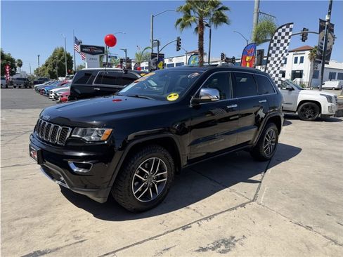 Used 2020 Jeep Grand Cherokee Limited AWD/4WD image 3
