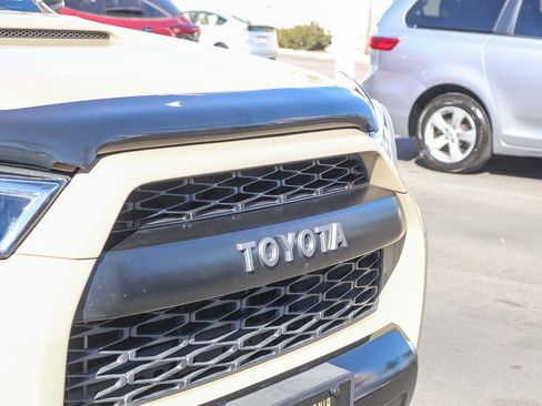 Used 2016 Toyota 4Runner TRD Pro image 6