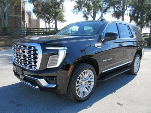 Used 2025 GMC Yukon Denali image 3