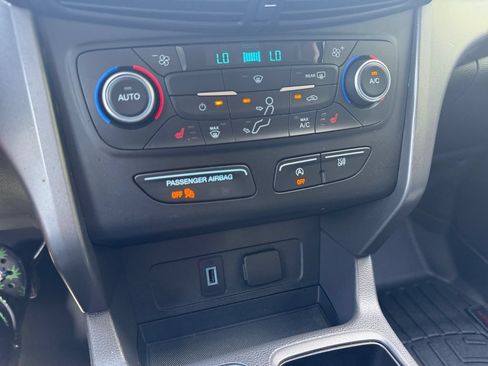 Used 2018 Ford Escape SE AWD/4WD image 27