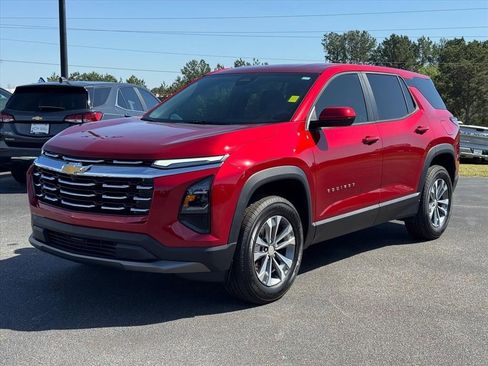Used 2025 Chevrolet Equinox LT FWD image 7