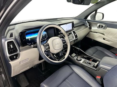 Used 2023 Kia Sorento SX Prestige AWD/4WD image 23