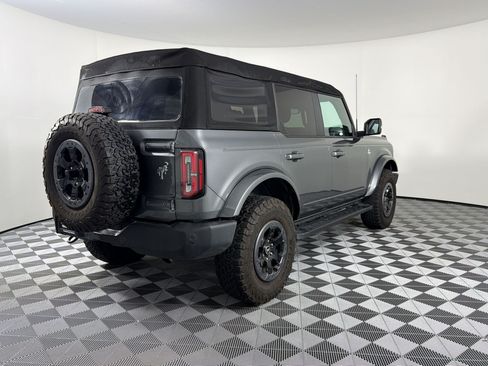 Used 2023 Ford Bronco Outer Banks AWD/4WD image 9