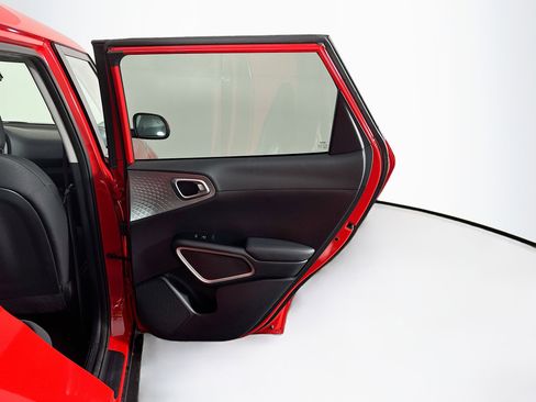 Used 2024 Kia Soul LX w/ Option Group 015 image 28