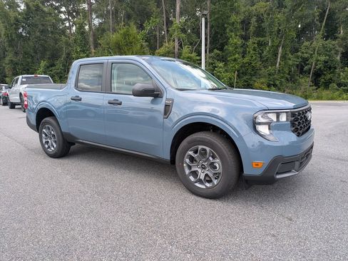 New 2026 Ford Maverick XLT FWD image 2