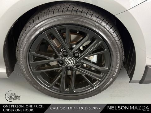 Used 2025 Toyota Camry SE w/ Convenience Package FWD image 10