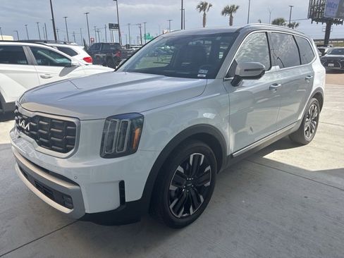 Used 2023 Kia Telluride SX Prestige image 1