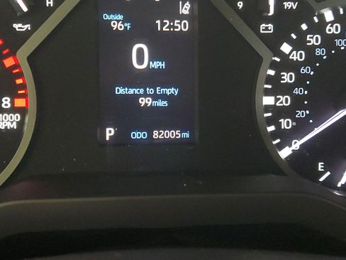 Used 2022 Toyota Tundra Limited AWD/4WD image 27