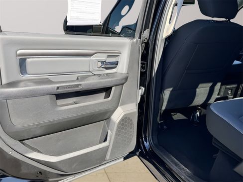 Used 2023 RAM 1500 Classic SLT w/ Trailer & Traction Group image 31