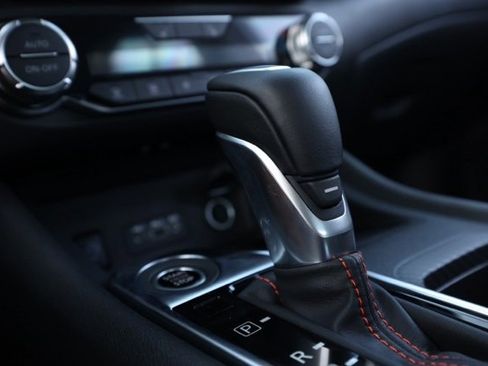 New 2025 Nissan Sentra SR image 30